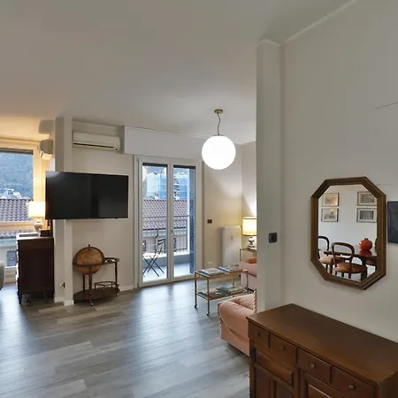 Apartament Dante *